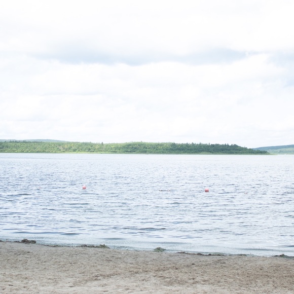 Meet your Posher, Beth - Picture 1 of 1